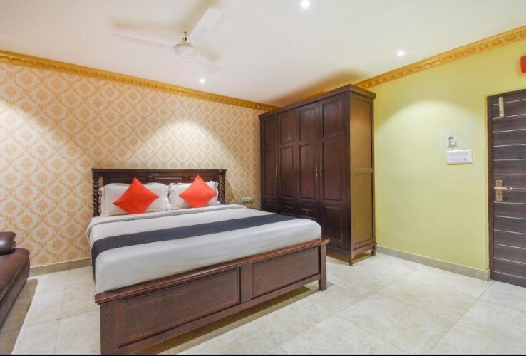Calcutta Queen Колката Екстериор снимка